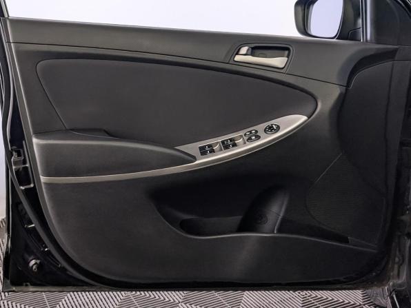 Hyundai Solaris I Рестайлинг с пробегом 2016 года, цена 885 000 рублей, 224809 км, седан, Автокод Объявления