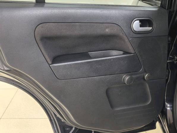 Ford Fusion I Рестайлинг с пробегом 2007 года, цена 437 000 рублей, 241256 км, хэтчбек, Автокод Объявления