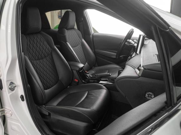 Toyota Corolla XII (E210) с пробегом 2020 года, цена 2 339 000 рублей, 49621 км, седан, Автокод Объявления