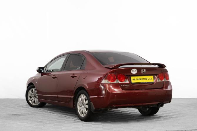 Honda Civic VIII с пробегом 2007 года, цена 739 000 рублей, 325100 км, седан, Автокод Объявления