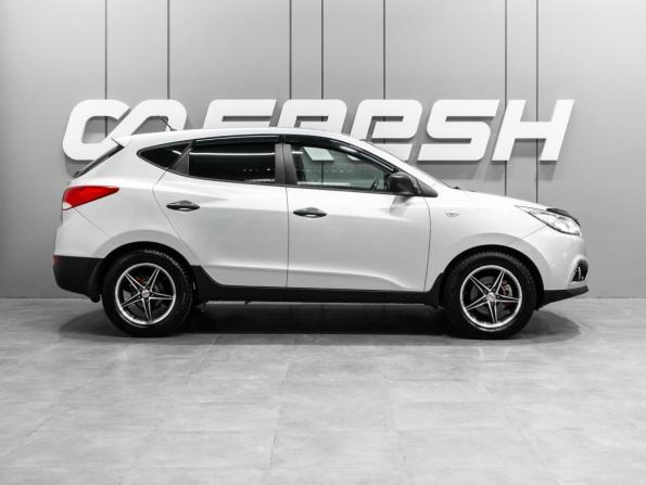 Hyundai ix35 I с пробегом 2010 года, цена 899 000 рублей, 225754 км, внедорожник, Автокод Объявления