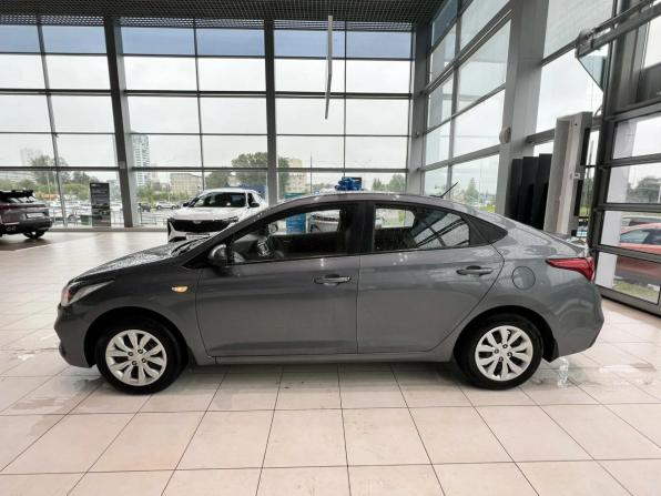 Hyundai Solaris II с пробегом 2018 года, цена 1 095 000 рублей, 116230 км, седан, Автокод Объявления