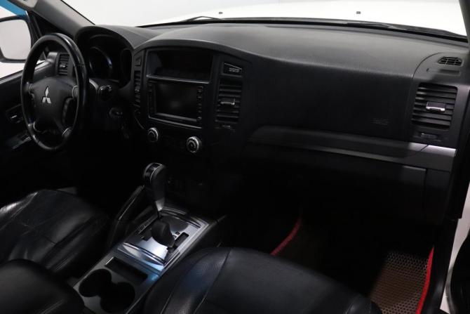 Mitsubishi Pajero IV с пробегом 2011 года, цена 1 702 000 рублей, 310702 км, внедорожник, Автокод Объявления