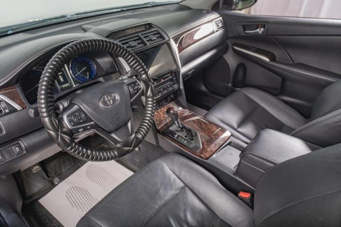 Toyota Camry VII (XV50) Рестайлинг с пробегом 2015 года, цена 2 049 000 рублей, 270000 км, седан, Автокод Объявления