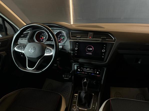 Volkswagen Tiguan II Рестайлинг с пробегом 2022 года, цена 2 680 000 рублей, 140905 км, внедорожник, Автокод Объявления