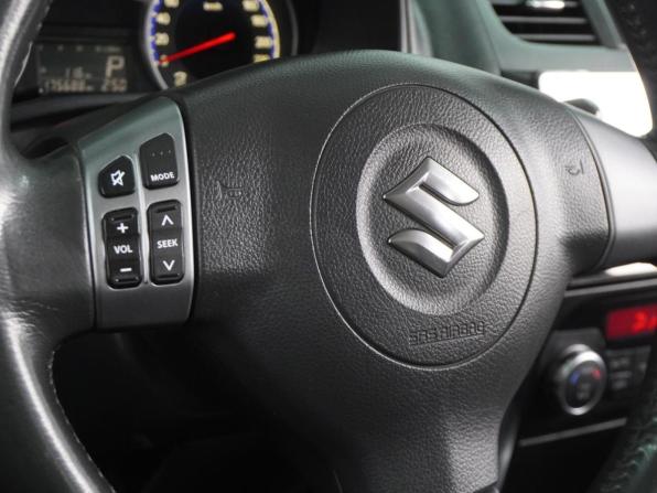 Suzuki SX4 I (Classic) Рестайлинг с пробегом 2010 года, цена 899 000 рублей, 175688 км, хэтчбек, Автокод Объявления