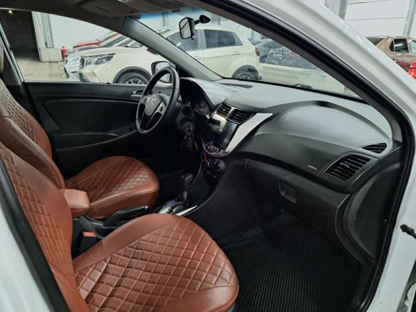 Hyundai Solaris I Рестайлинг с пробегом 2016 года, цена 770 000 рублей, 161740 км, хэтчбек, Автокод Объявления