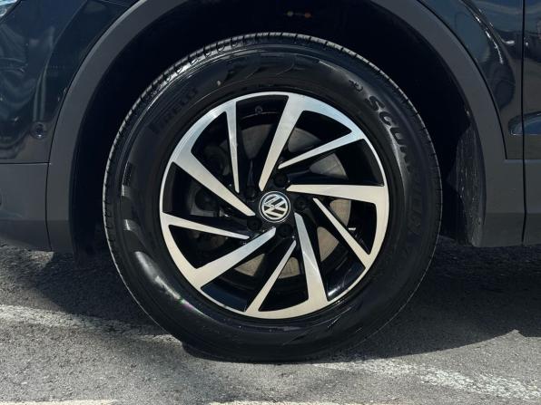 Volkswagen Tiguan II с пробегом 2018 года, цена 2 499 000 рублей, 151000 км, внедорожник, Автокод Объявления