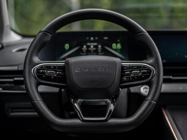 Omoda C5 I Рестайлинг с пробегом 2024 года, цена 1 825 000 рублей, 9769 км, внедорожник, Автокод Объявления