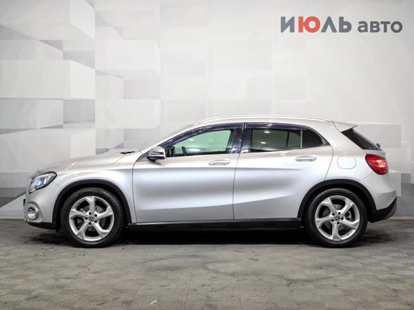 Mercedes-Benz GLA I (X156) Рестайлинг с пробегом 2018 года, цена 2 200 000 рублей, 45605 км, внедорожник, Автокод Объявления