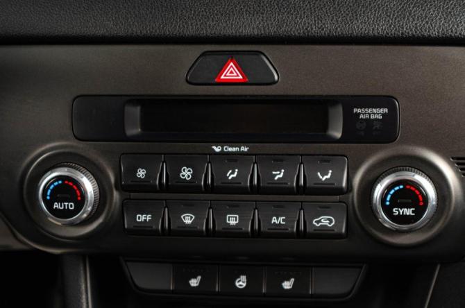 Kia Sportage IV Рестайлинг с пробегом 2019 года, цена 2 349 000 рублей, 135100 км, внедорожник, Автокод Объявления