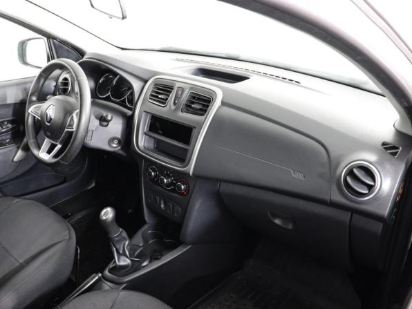 Renault Logan II Рестайлинг с пробегом 2019 года, цена 630 000 рублей, 236051 км, седан, Автокод Объявления