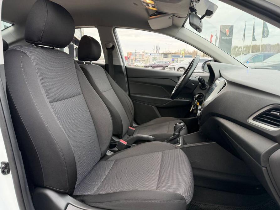 Hyundai Solaris II Санкт-Петербург  - изображение 20