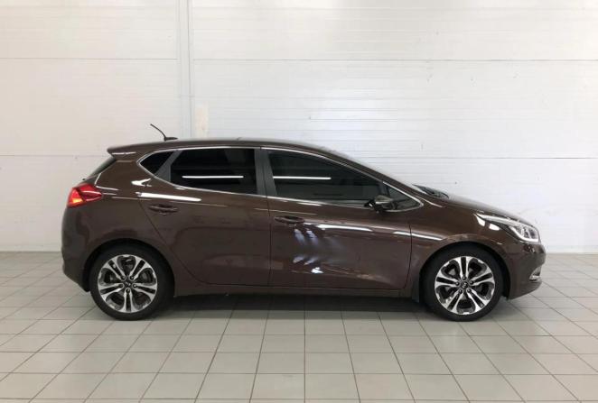 Kia Ceed II с пробегом 2013 года, цена 1 350 000 рублей, 146552 км, хэтчбек, Автокод Объявления