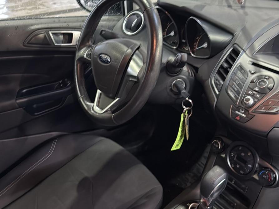 Ford Fiesta Mk6 Рестайлинг Санкт-Петербург  - изображение 3