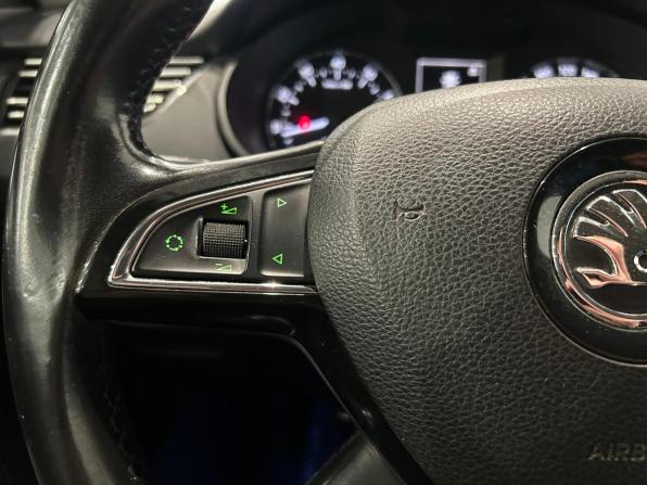 Skoda Octavia III (A7) с пробегом 2014 года, цена 979 000 рублей, 229698 км, лифтбек, Автокод Объявления