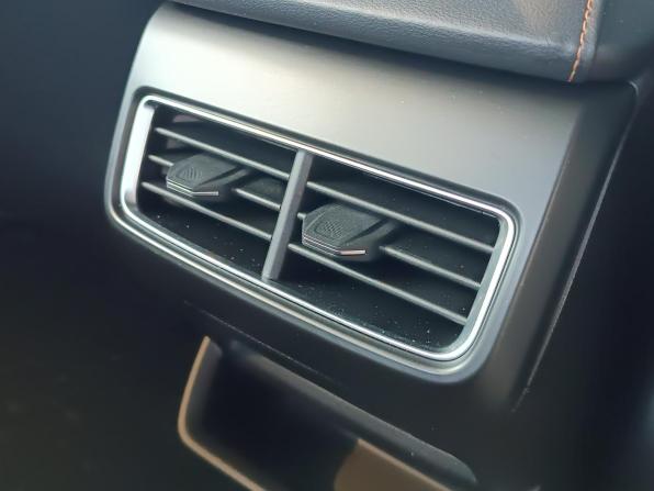 Geely Preface I с пробегом 2024 года, цена 2 490 000 рублей, 20518 км, седан, Автокод Объявления