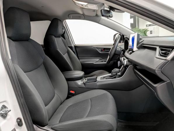 Toyota RAV4 V (XA50) с пробегом 2021 года, цена 2 935 000 рублей, 67467 км, внедорожник, Автокод Объявления