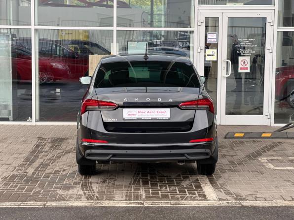 Skoda Rapid II с пробегом 2021 года, цена 1 649 000 рублей, 109949 км, лифтбек, Автокод Объявления