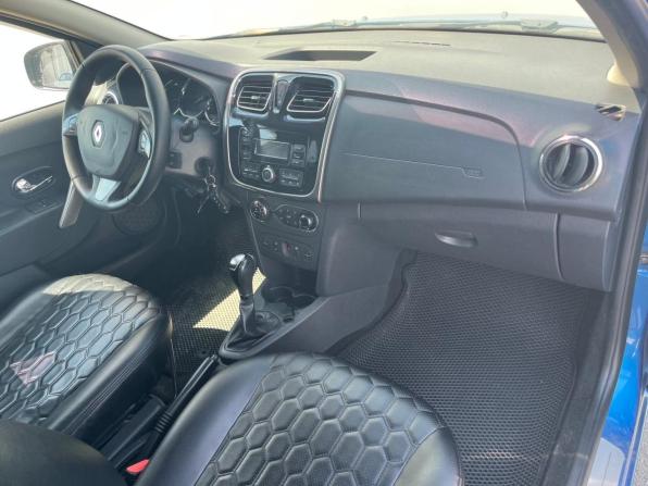 Renault Sandero II с пробегом 2018 года, цена 845 000 рублей, 178772 км, хэтчбек, Автокод Объявления