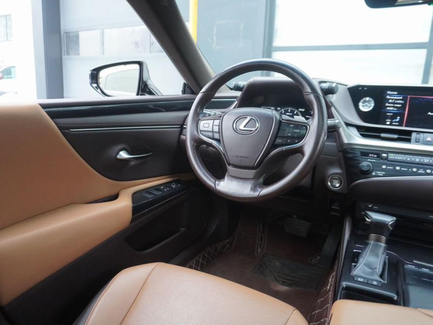 Lexus ES VII Москва  - изображение 13