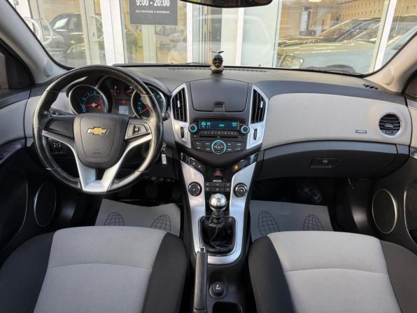 Chevrolet Cruze I Рестайлинг с пробегом 2013 года, цена 675 000 рублей, 225363 км, седан, Автокод Объявления