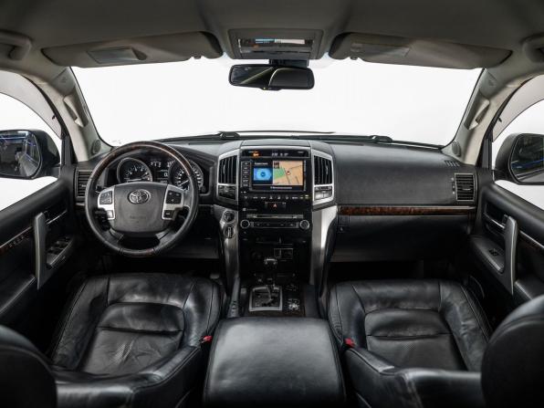 Toyota Land Cruiser 200 Series Рестайлинг 1 с пробегом 2012 года, цена 4 000 000 рублей, 260555 км, внедорожник, Автокод Объявления