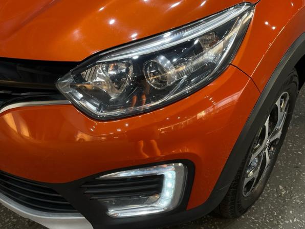 Renault Kaptur I с пробегом 2017 года, цена 1 330 000 рублей, 205068 км, внедорожник, Автокод Объявления
