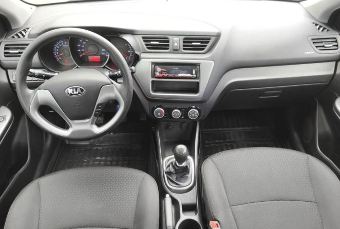 Kia Rio III Рестайлинг с пробегом 2017 года, цена 1 245 000 рублей, 55839 км, хэтчбек, Автокод Объявления