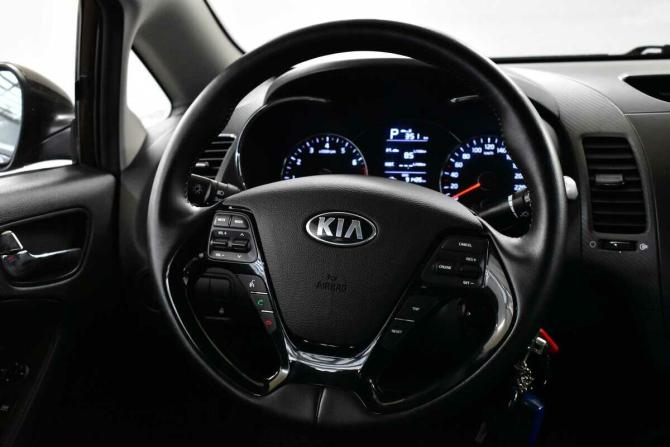 Kia Cerato III Рестайлинг (Classic) с пробегом 2017 года, цена 1 245 000 рублей, 91424 км, седан, Автокод Объявления