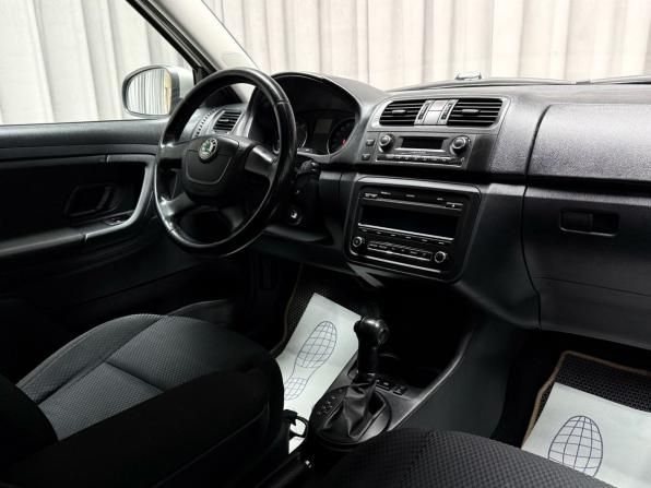 Skoda Fabia II Рестайлинг с пробегом 2011 года, цена 669 000 рублей, 228671 км, хэтчбек, Автокод Объявления