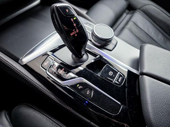 BMW 5 серии VII (G30/G31/G38) Рестайлинг с пробегом 2020 года, цена 4 275 000 рублей, 105668 км, универсал, Автокод Объявления