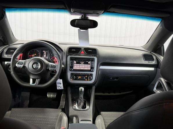 Volkswagen Scirocco III с пробегом 2011 года, цена 997 000 рублей, 268832 км, хэтчбек, Автокод Объявления