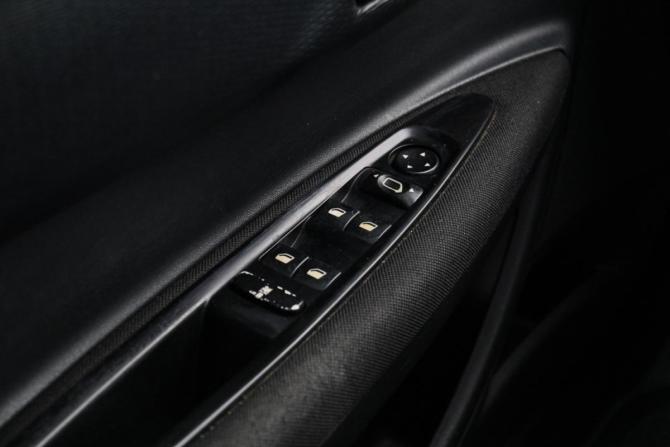 Citroen C4 I Рестайлинг с пробегом 2010 года, цена 299 000 рублей, 190655 км, хэтчбек, Автокод Объявления