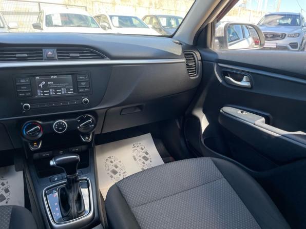Kia Rio IV Рестайлинг с пробегом 2021 года, цена 1 060 000 рублей, 218000 км, седан, Автокод Объявления