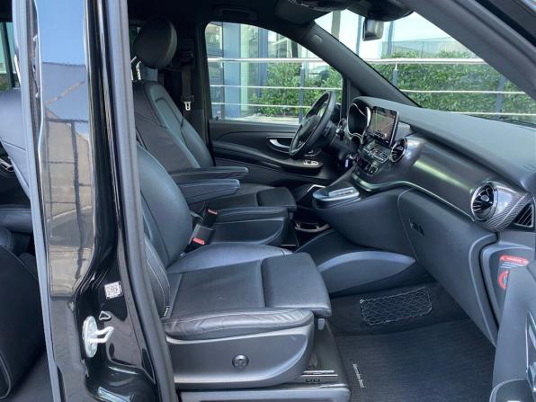 Mercedes-Benz V-Класс III (W447) Рестайлинг с пробегом 2023 года, цена 11 500 000 рублей, 58269 км, минивэн, Автокод Объявления