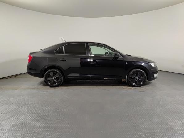 Skoda Rapid I с пробегом 2016 года, цена 935 000 рублей, 239471 км, лифтбек, Автокод Объявления