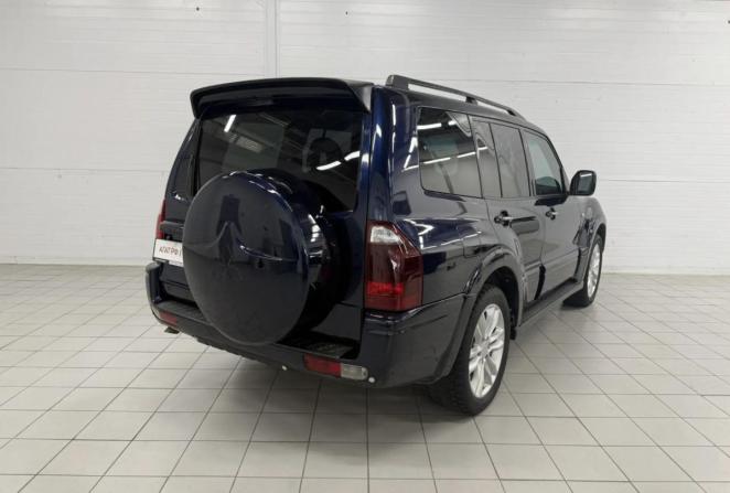 Mitsubishi Pajero III Рестайлинг с пробегом 2004 года, цена 890 000 рублей, 284226 км, внедорожник, Автокод Объявления