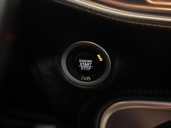 Dodge Challenger III Рестайлинг 2 с пробегом 2019 года, цена 3 450 000 рублей, 91612 км, купе, Автокод Объявления
