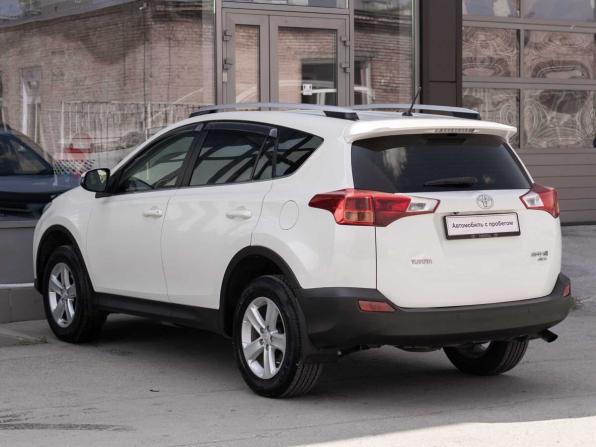 Toyota RAV4 IV (XA40) с пробегом 2013 года, цена 2 000 000 рублей, 184213 км, внедорожник, Автокод Объявления