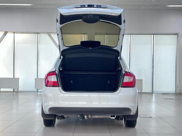 Skoda Rapid I Рестайлинг с пробегом 2019 года, цена 1 290 000 рублей, 108000 км, лифтбек, Автокод Объявления