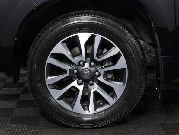 Toyota Land Cruiser Prado 150 Series Рестайлинг 3 с пробегом 2021 года, цена 6 700 000 рублей, 93739 км, внедорожник, Автокод Объявления