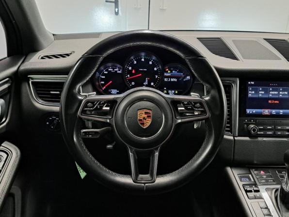 Porsche Macan I с пробегом 2018 года, цена 3 250 000 рублей, 117060 км, внедорожник, Автокод Объявления