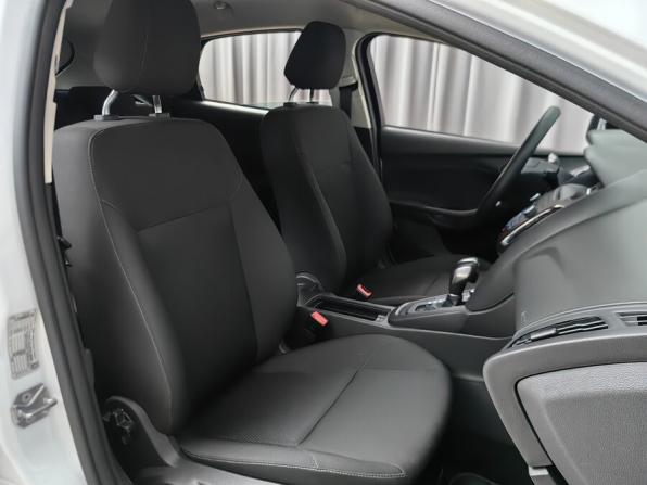 Ford Focus III Рестайлинг с пробегом 2017 года, цена 1 075 000 рублей, 101596 км, хэтчбек, Автокод Объявления