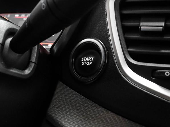 Lada (ВАЗ) Vesta I Рестайлинг (NG) с пробегом 2025 года, цена 1 650 000 рублей, 10396 км, седан, Автокод Объявления
