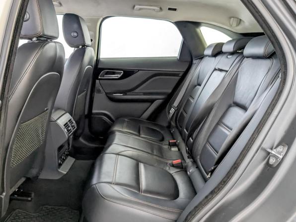 Jaguar F-Pace I с пробегом 2019 года, цена 3 759 000 рублей, 50880 км, внедорожник, Автокод Объявления