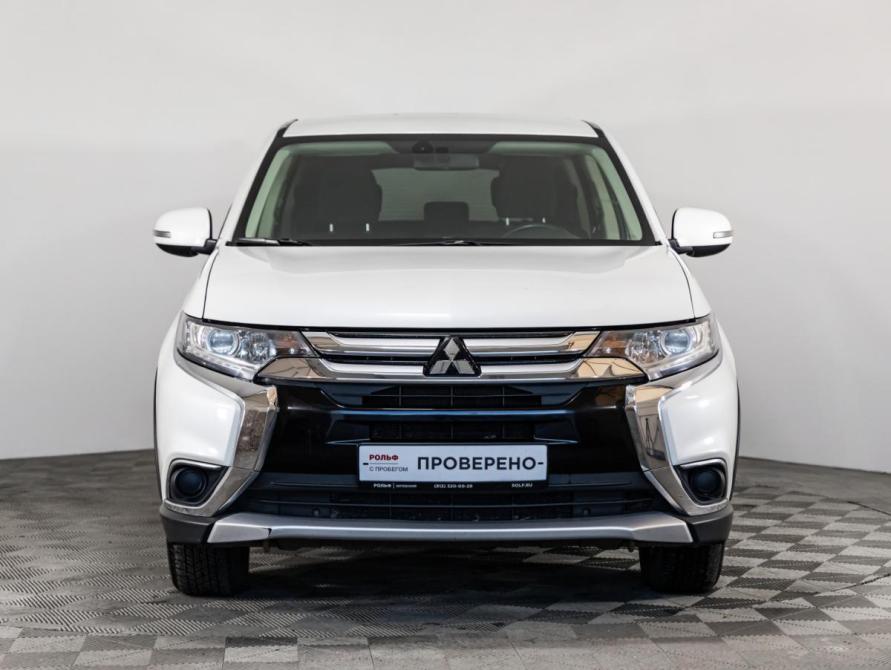 Mitsubishi Outlander III Рестайлинг 2 Санкт-Петербург  - изображение 2