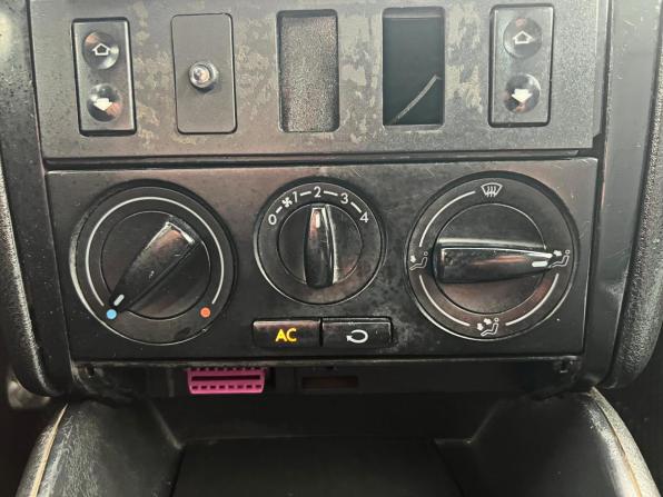 Volkswagen Golf IV с пробегом 1999 года, цена 335 000 рублей, 465357 км, хэтчбек, Автокод Объявления