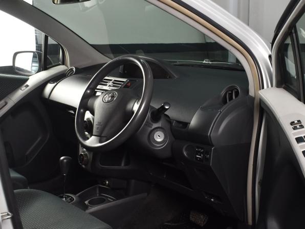 Toyota Vitz II (XP90) с пробегом 2005 года, цена 485 995 рублей, 129316 км, хэтчбек, Автокод Объявления
