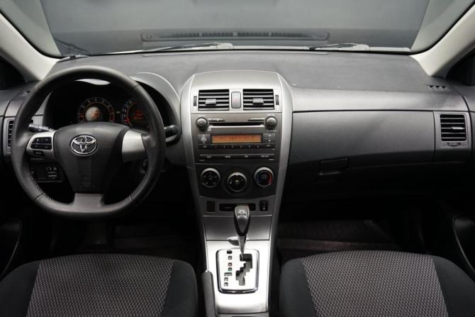 Toyota Corolla X (E140 E150) Рестайлинг с пробегом 2012 года, цена 1 097 000 рублей, 262000 км, седан, Автокод Объявления